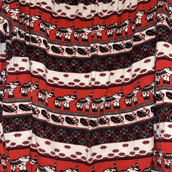 {H&M} Cold Shoulder, Boho, Elephant Print Long Sleeve Top - Picture 5 of 7